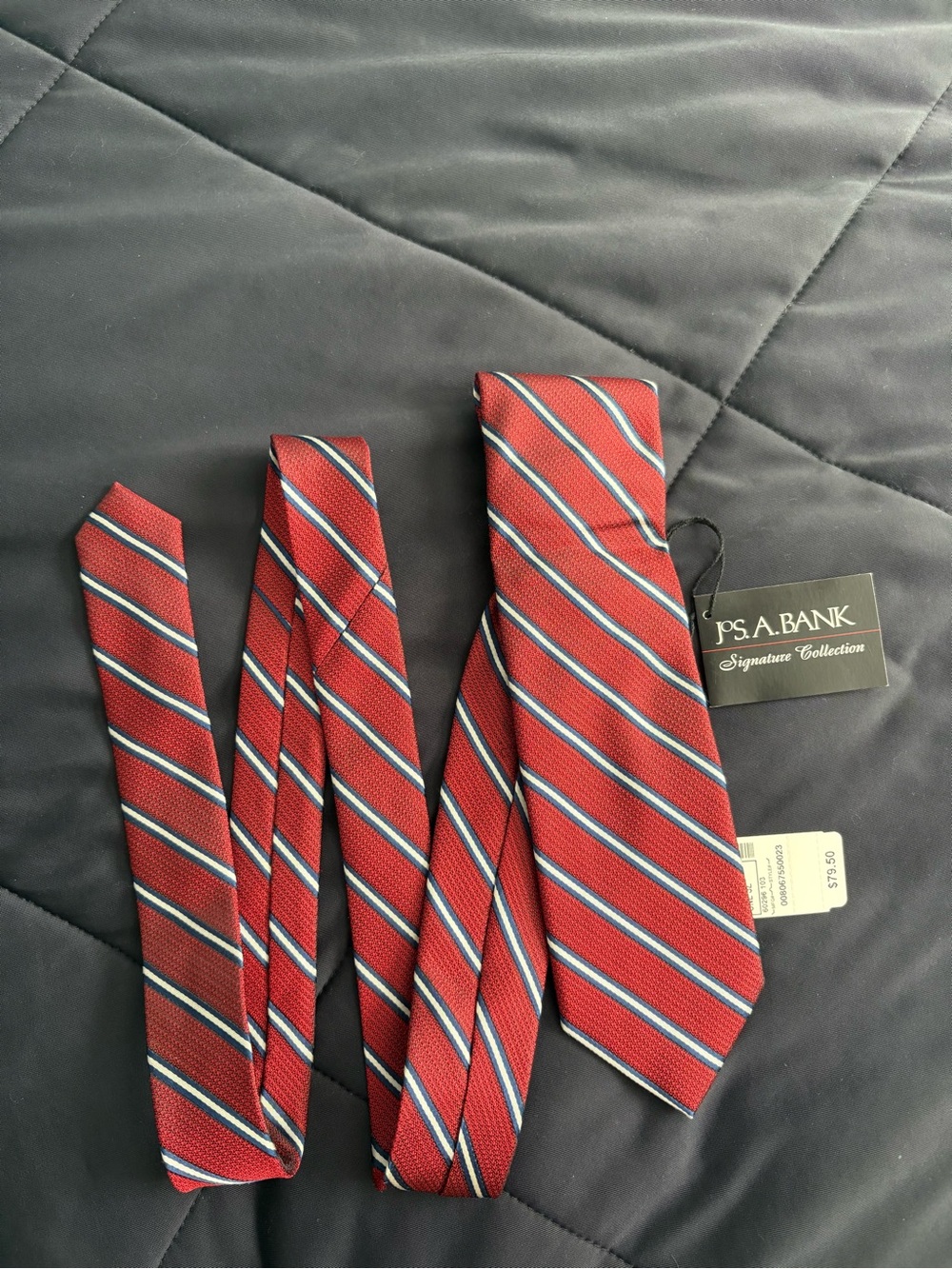 100% Silk NWT Jos. A. Bank Tie